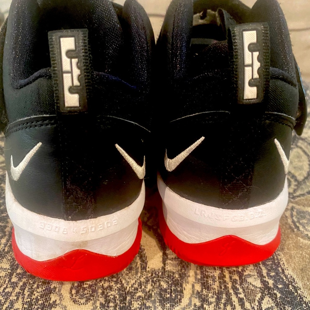 Boys’ size 3 Lebrons